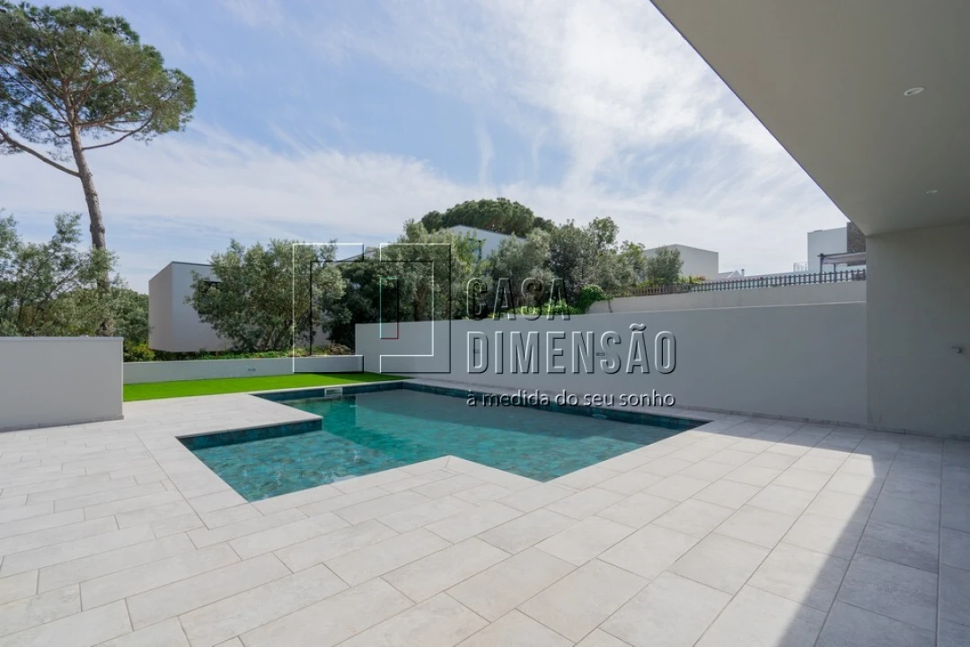 Moradia T3 para Venda em Barcarena Foto 95