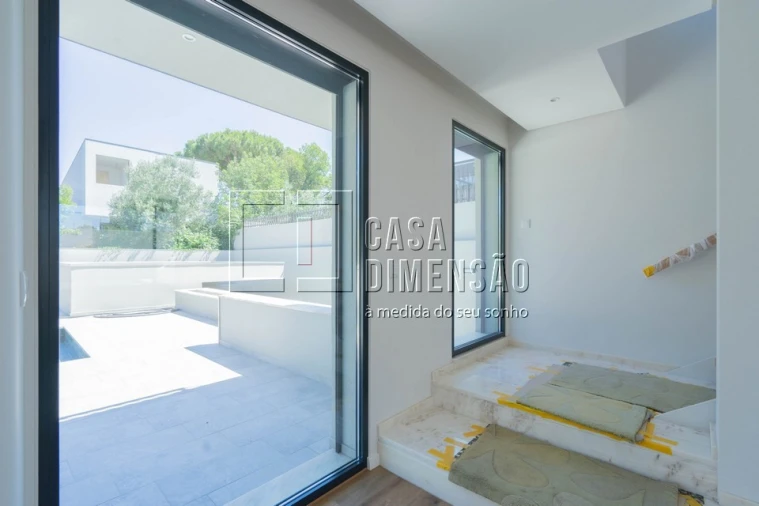 Moradia T3 para Venda em Barcarena Foto 24