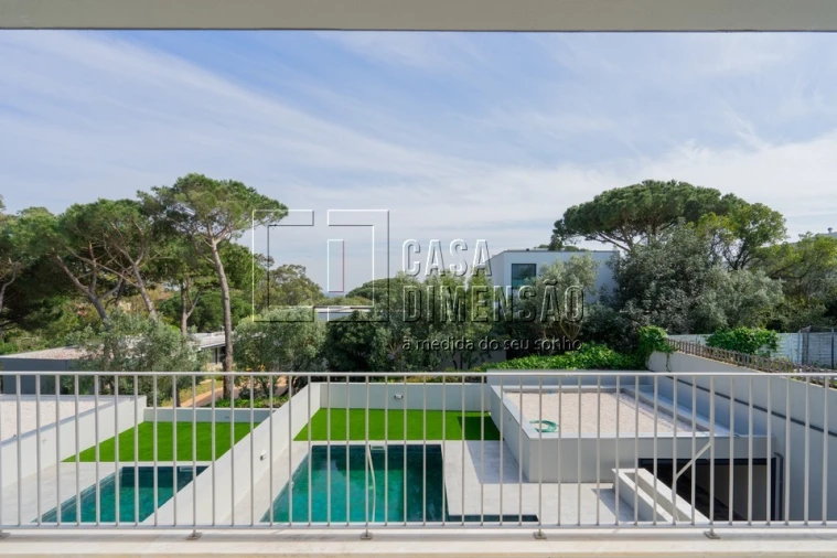 Moradia T3 para Venda em Barcarena Foto 49