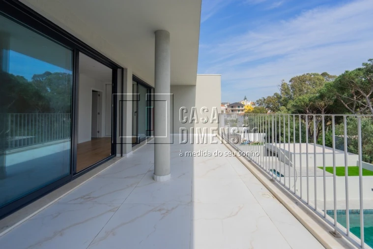 Moradia T3 para Venda em Barcarena Foto 53