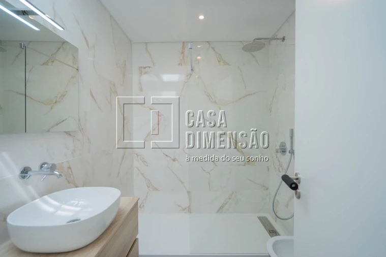 Moradia T3 para Venda em Barcarena Foto 64