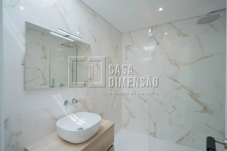 Moradia T3 para Venda em Barcarena Foto 65