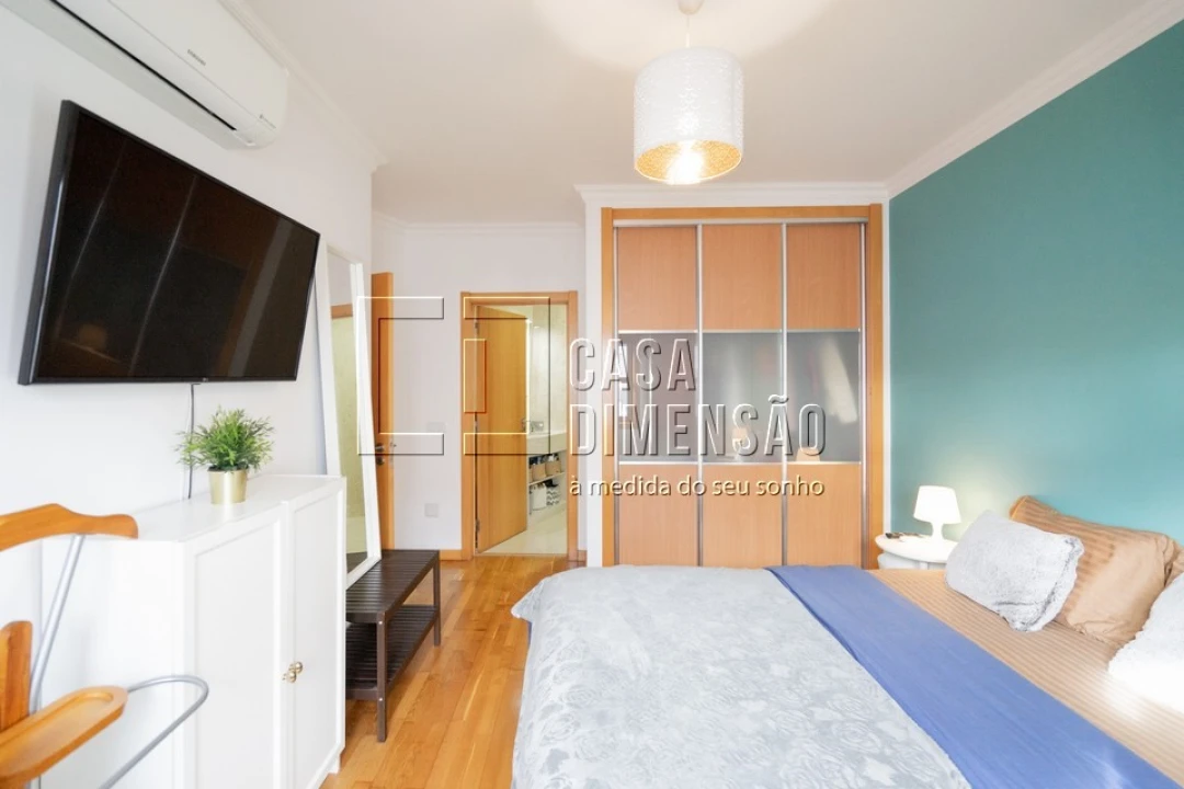 Apartamento T2 para Venda em Carnaxide e Queijas Foto 35