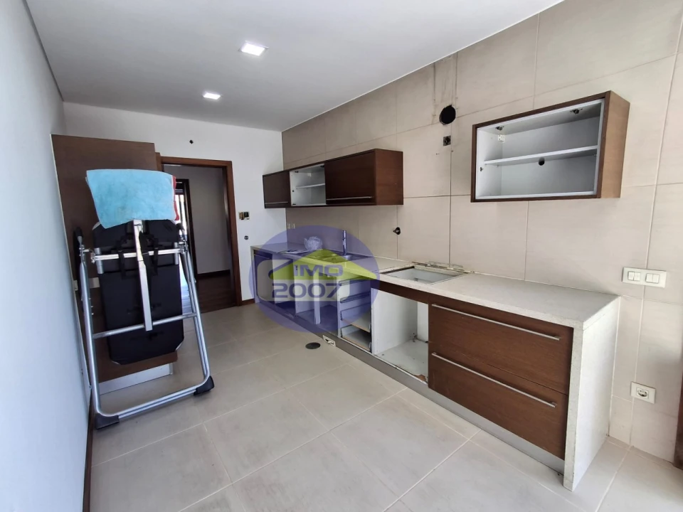 Apartamento T3 para Venda em Cortegaça Foto 5