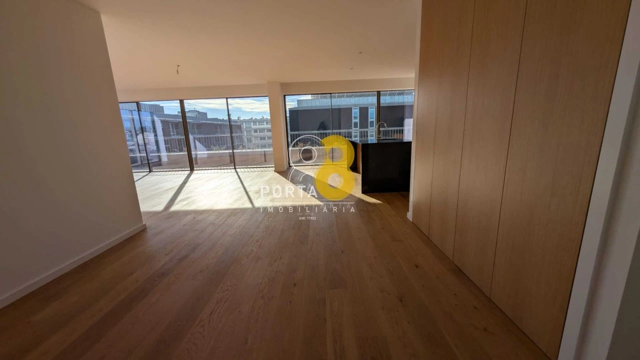 Apartamento T4 para Venda em Matosinhos e Leça da Palmeira Foto 9