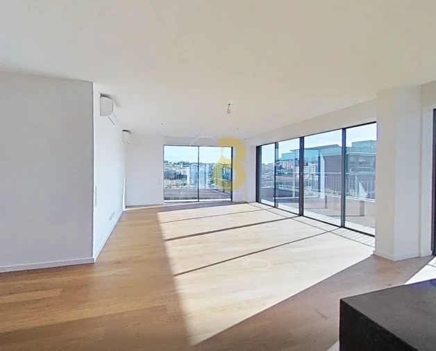 Apartamento T4 para Venda em Matosinhos e Leça da Palmeira Foto 2