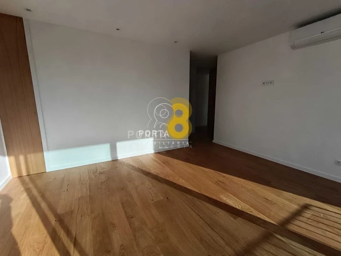 Apartamento T4 para Venda em Matosinhos e Leça da Palmeira Foto 14