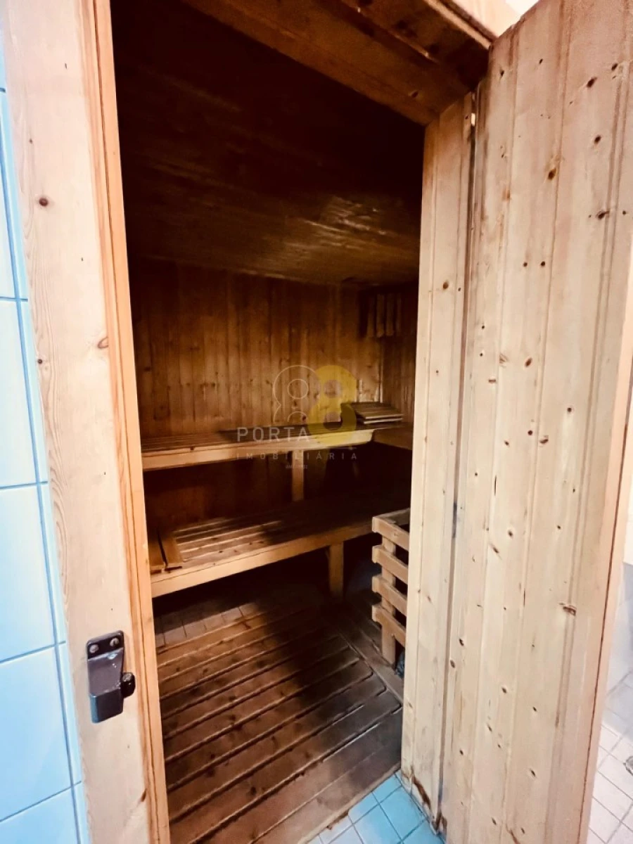 Apartamento T4 para Arrendamento em Lordelo do Ouro e Massarelos Foto 26