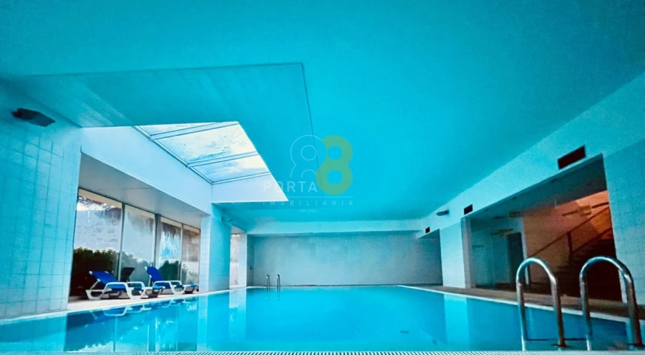 Apartamento T4 para Arrendamento em Lordelo do Ouro e Massarelos Foto 29