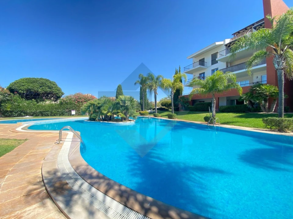 Apartamento T2 para Venda em Quarteira Foto 2