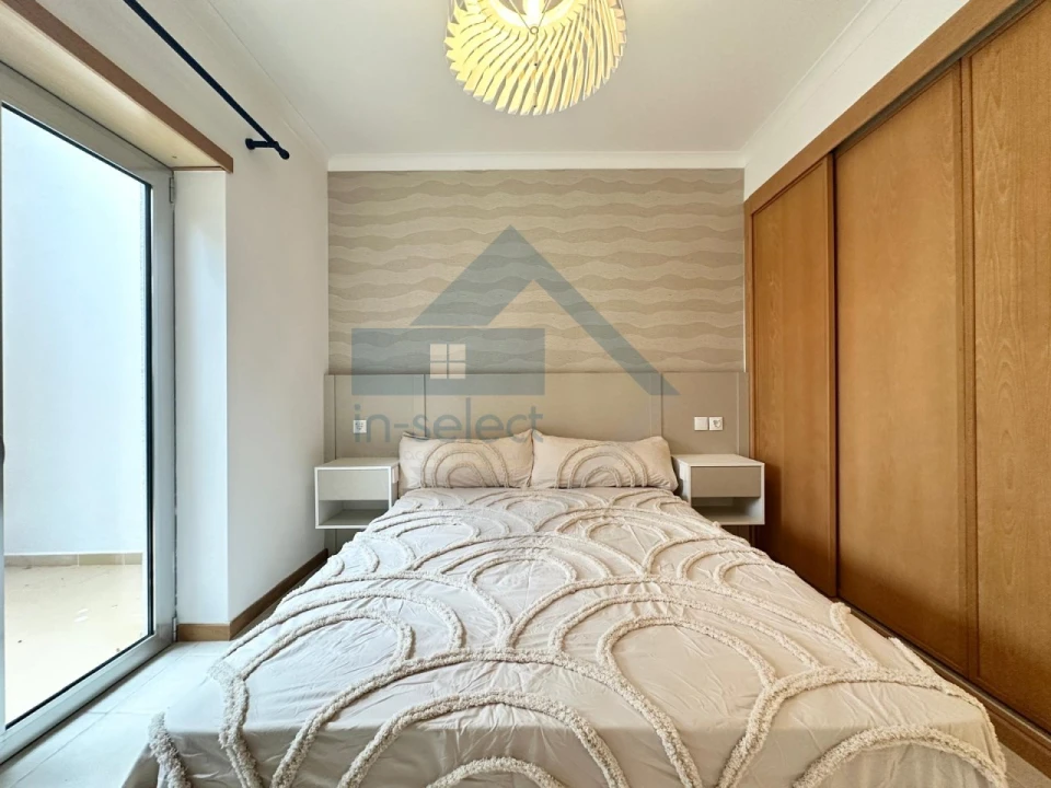 Apartamento T2 para Venda em Quarteira Foto 24