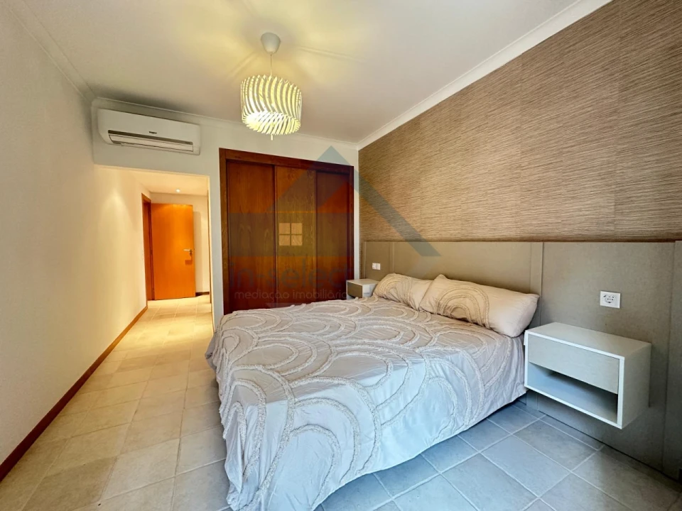 Apartamento T2 para Venda em Quarteira Foto 25
