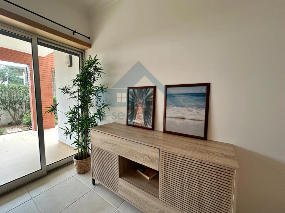 Apartamento T2 para Venda em Quarteira Foto 29