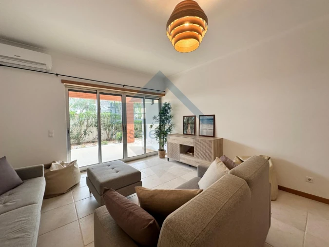 Apartamento T2 para Venda em Quarteira Foto 4