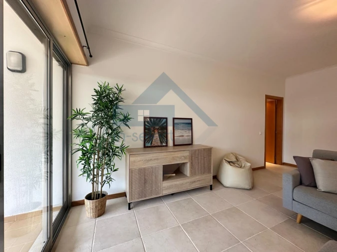 Apartamento T2 para Venda em Quarteira Foto 5