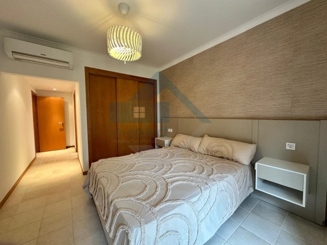 Apartamento T2 para Venda em Quarteira Foto 7