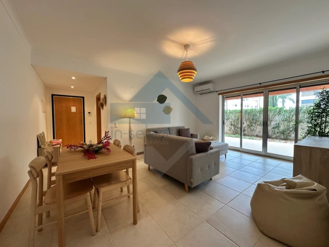 Apartamento T2 para Venda em Quarteira Foto 12