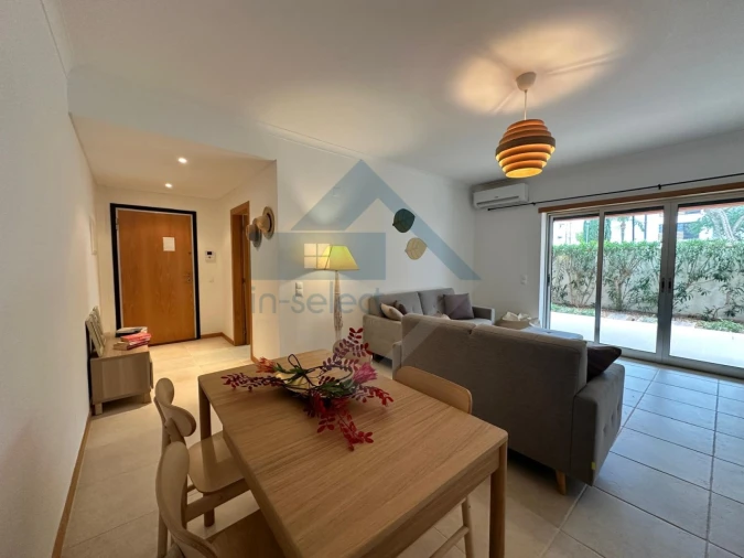 Apartamento T2 para Venda em Quarteira Foto 22