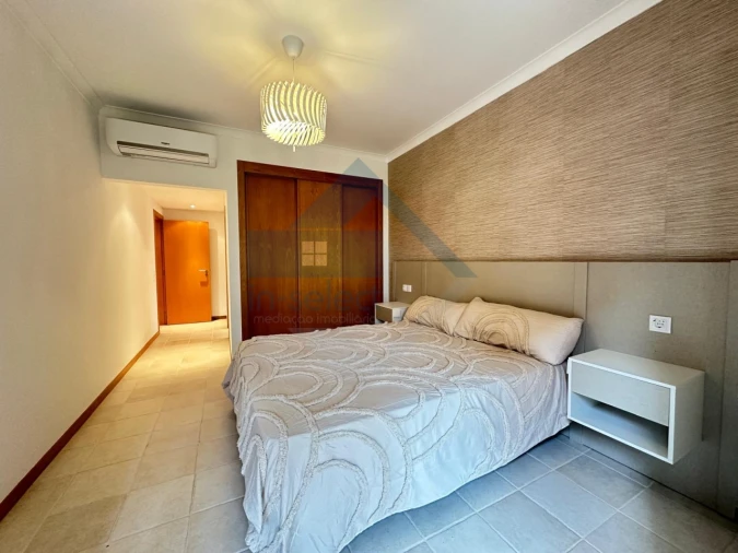 Apartamento T2 para Venda em Quarteira Foto 25