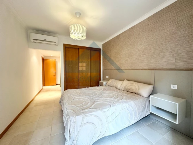 Apartamento T2 para Venda em Quarteira Foto 28