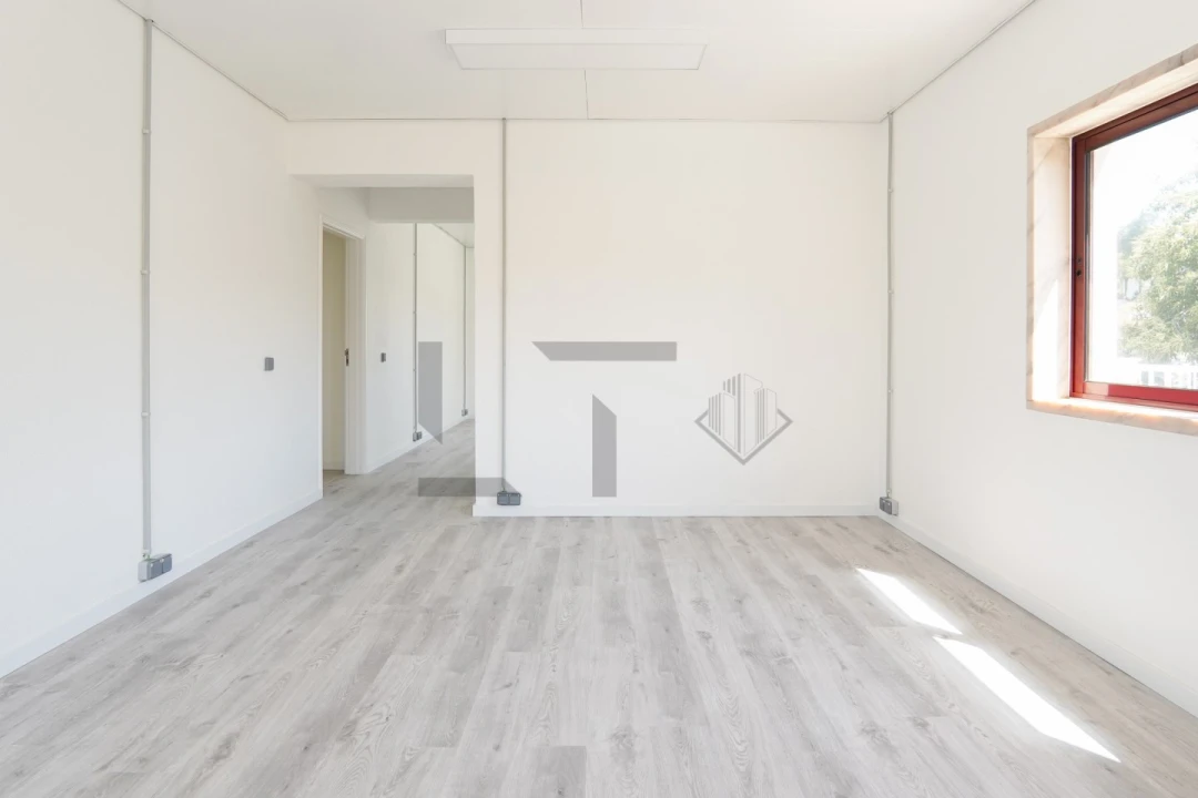 Prédio para Arrendamento em Alfragide Foto 72