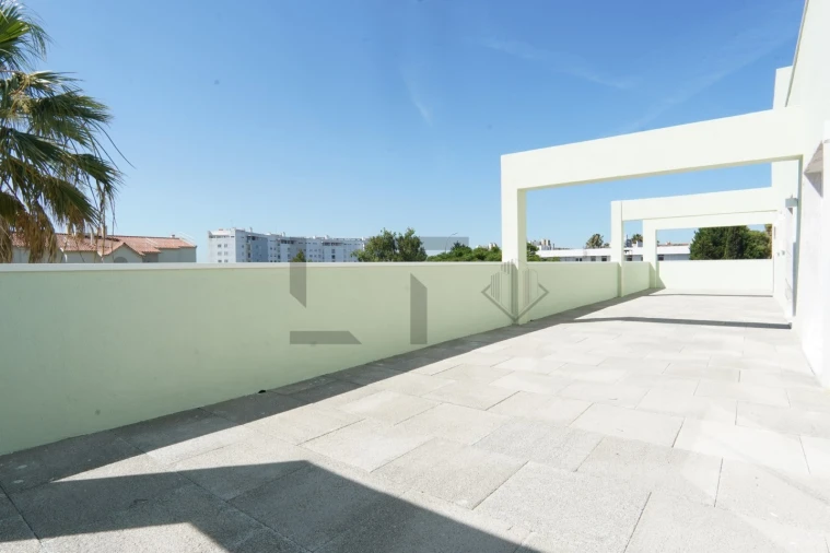 Prédio para Arrendamento em Alfragide Foto 26