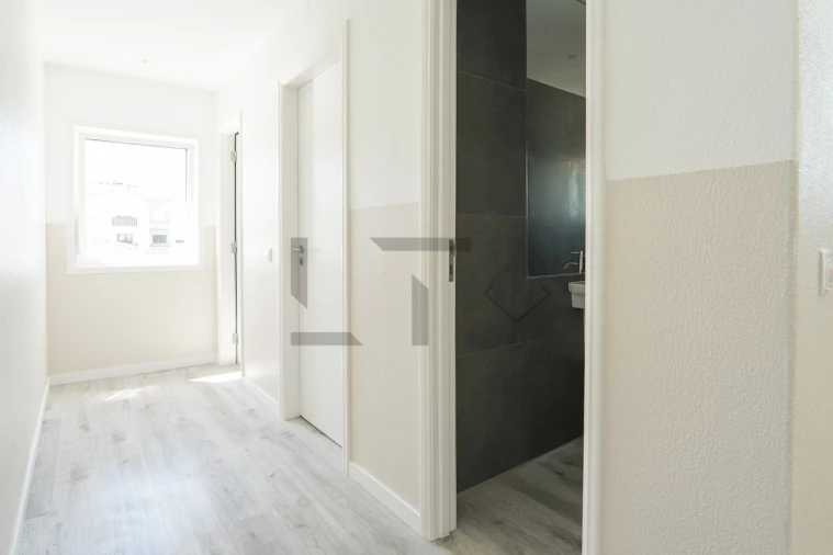 Prédio para Arrendamento em Alfragide Foto 59