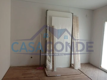 Moradia T4 para Venda em Fernao Ferro