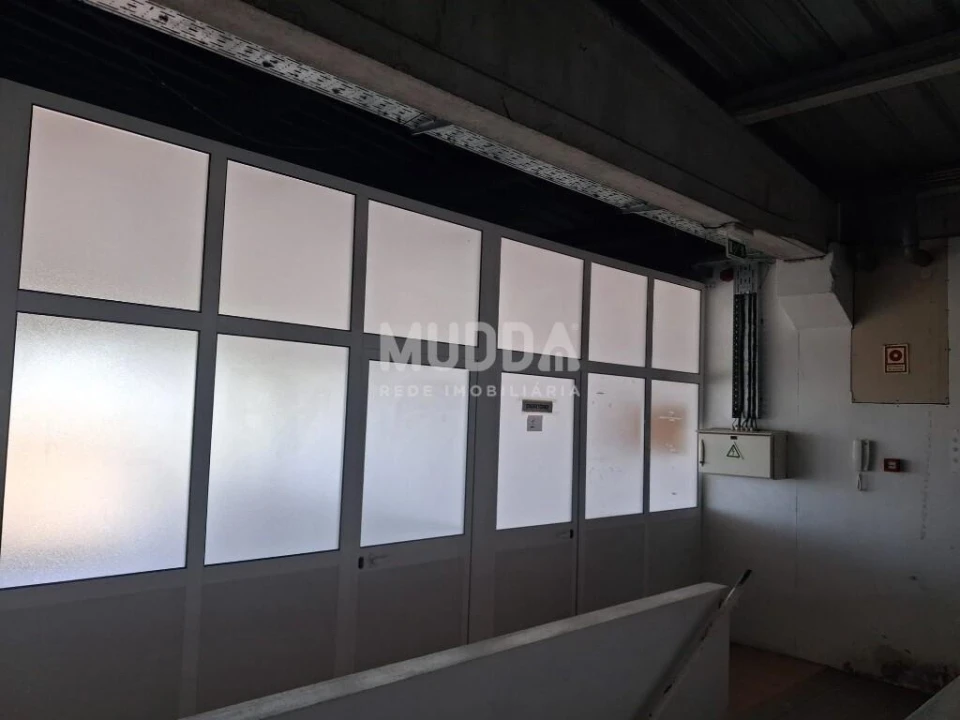 Armazém para Venda em Touguinha e Touguinhó Foto 8