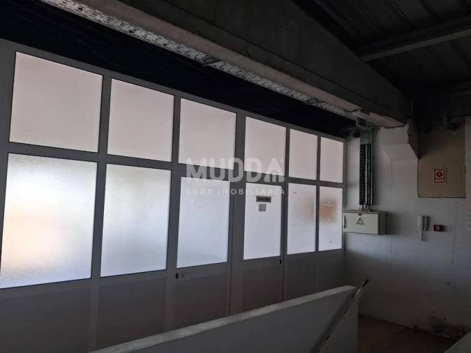 Armazém para Arrendamento em Touguinha e Touguinhó Foto 21