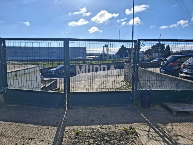 Armazém para Arrendamento em Touguinha e Touguinhó Foto 16