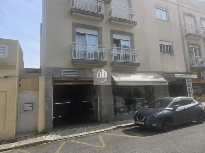 Loja para Venda em Almada, Cova da Piedade, Pragal e Cacilhas Foto 5