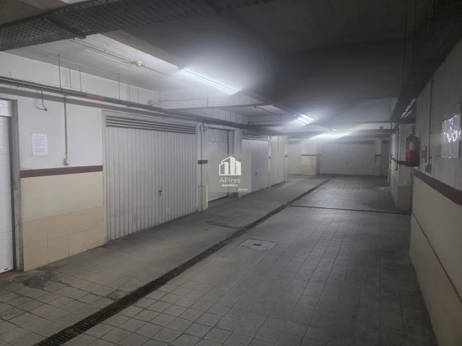 Loja para Venda em Almada, Cova da Piedade, Pragal e Cacilhas Foto 14