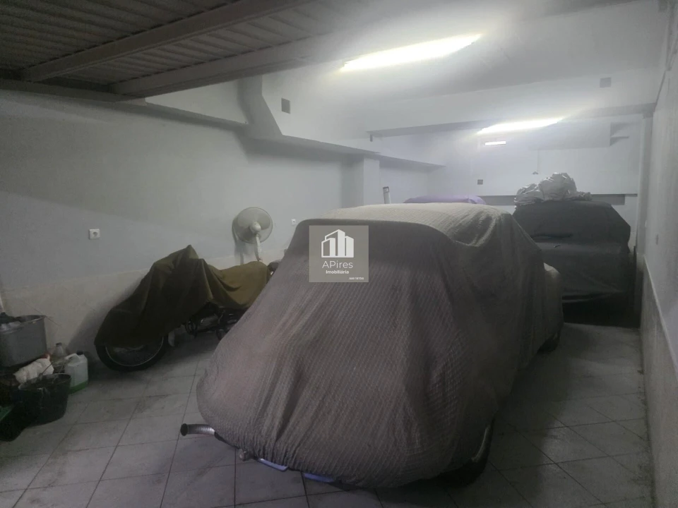 Loja para Venda em Almada, Cova da Piedade, Pragal e Cacilhas Foto 16