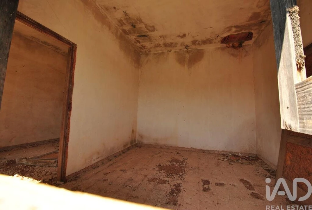 Moradia T2 para Venda em Paderne Foto 27