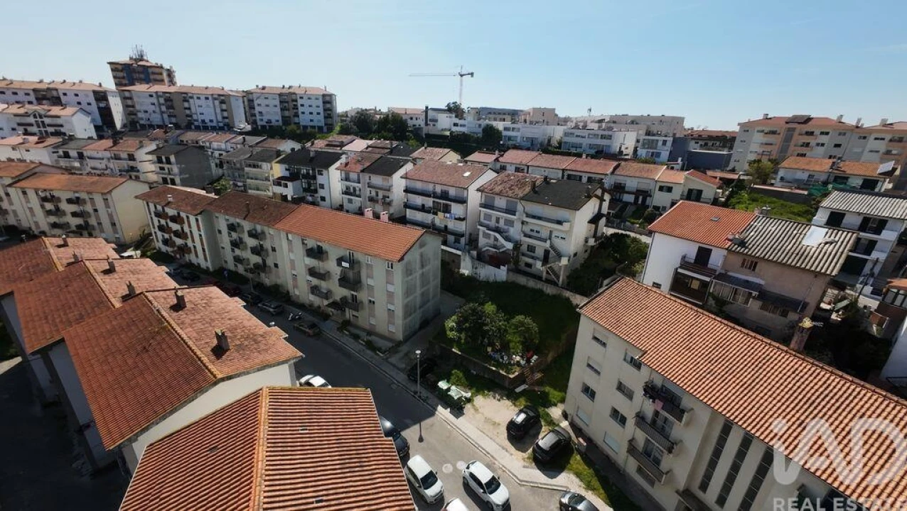 Apartamento T3 para Venda em Tavarede Foto 6