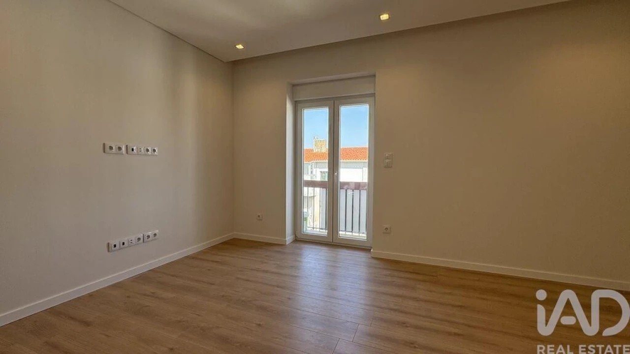 Apartamento T3 para Venda em Tavarede Foto 8