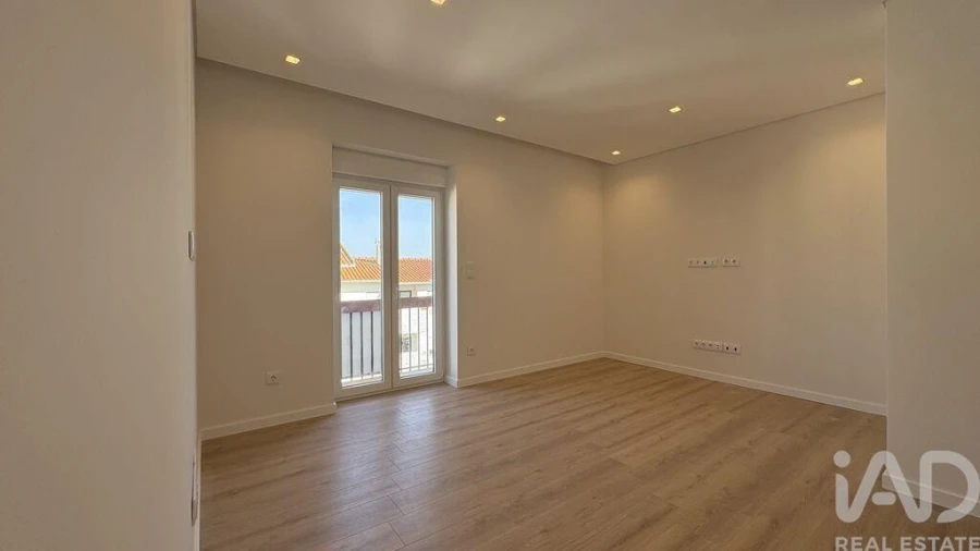 Apartamento T3 para Venda em Tavarede Foto 4