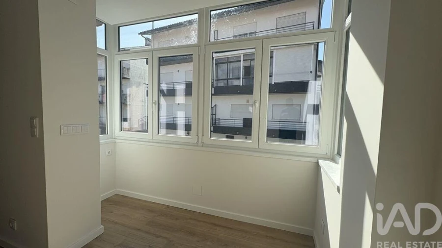 Apartamento T3 para Venda em Tavarede Foto 7