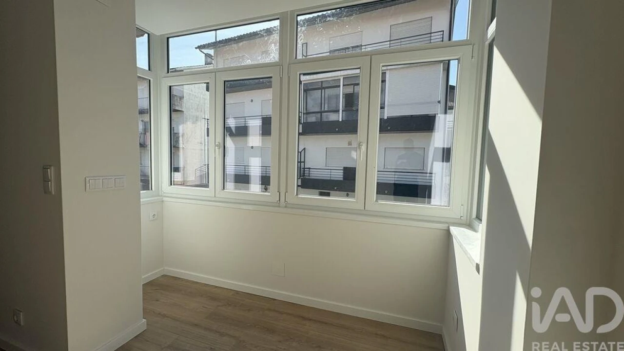 Apartamento T3 para Venda em Tavarede Foto 7