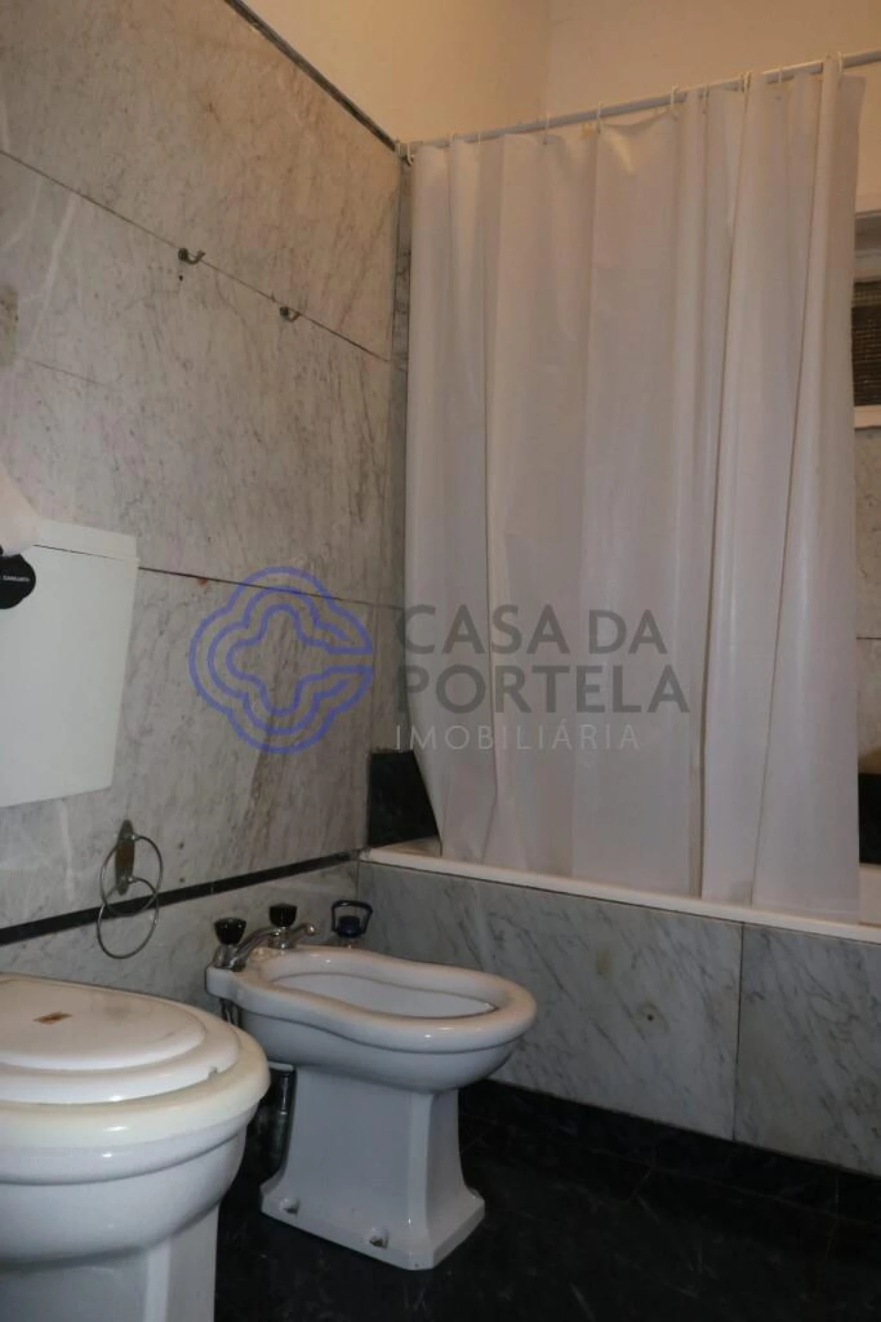 Apartamento T3 para Venda em Lordelo do Ouro e Massarelos Foto 9