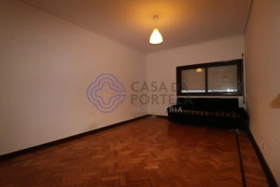 Apartamento T3 para Venda em Lordelo do Ouro e Massarelos
