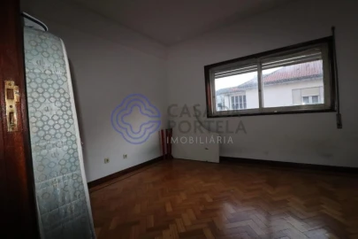 Apartamento T3 para Venda em Lordelo do Ouro e Massarelos