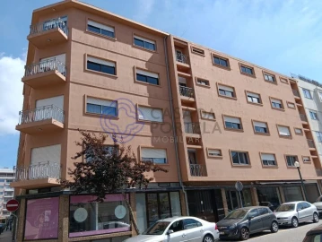 Apartamento T3 para Venda em Lordelo do Ouro e Massarelos