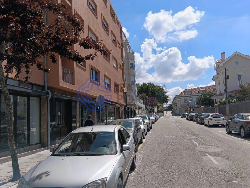Apartamento T3 para Venda em Lordelo do Ouro e Massarelos Foto 2