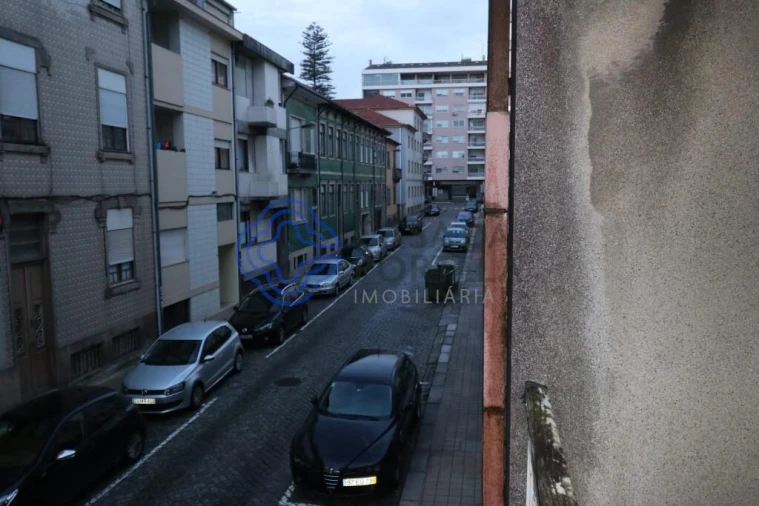 Apartamento T3 para Venda em Lordelo do Ouro e Massarelos Foto 13