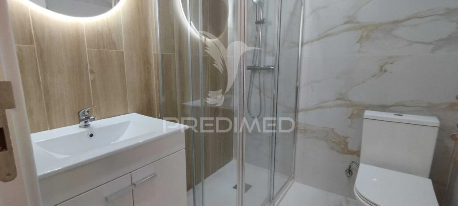 Apartamento T2 para Venda em Póvoa de Santa Iria e Forte da Casa Foto 9