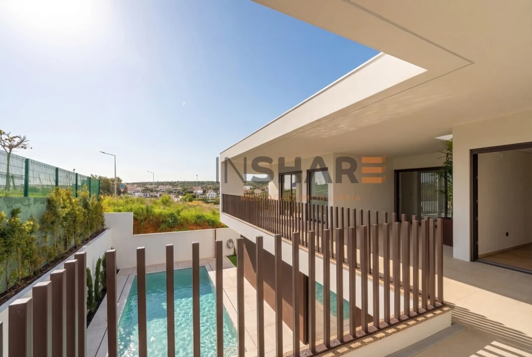 Moradia T4 para Venda em Lagos (São Sebastião e Santa Maria) Foto 33