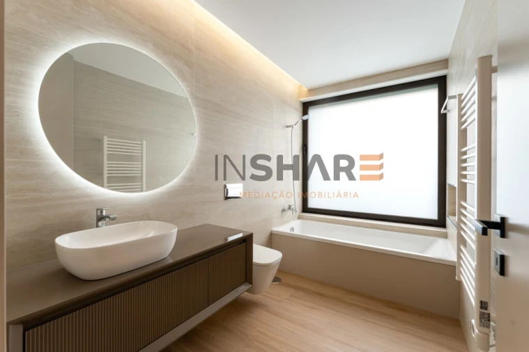 Moradia T4 para Venda em Lagos (São Sebastião e Santa Maria) Foto 25