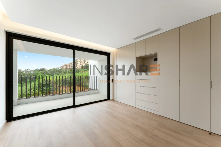 Moradia T4 para Venda em Lagos (São Sebastião e Santa Maria) Foto 26